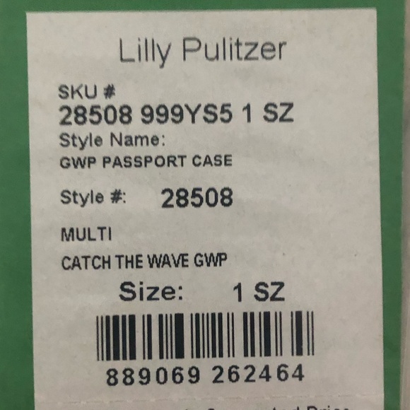 Lilly Pulitzer Passport Cover - Picture 4 of 4